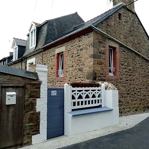 La Petite Maison Du Portrieux Hébergement de vacances